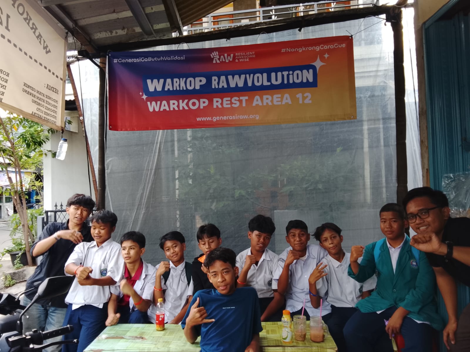 WIY - Warkop Rest Area 12